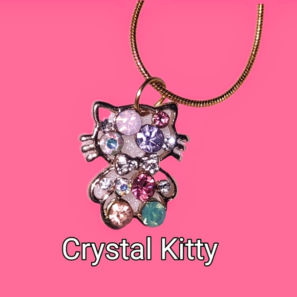 Crystal Hello Kitty Necklace - Picture 6 of 10